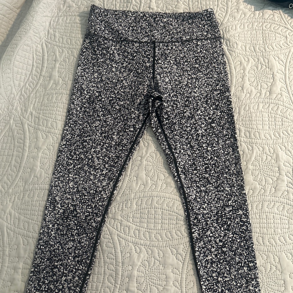 Zyia leggings